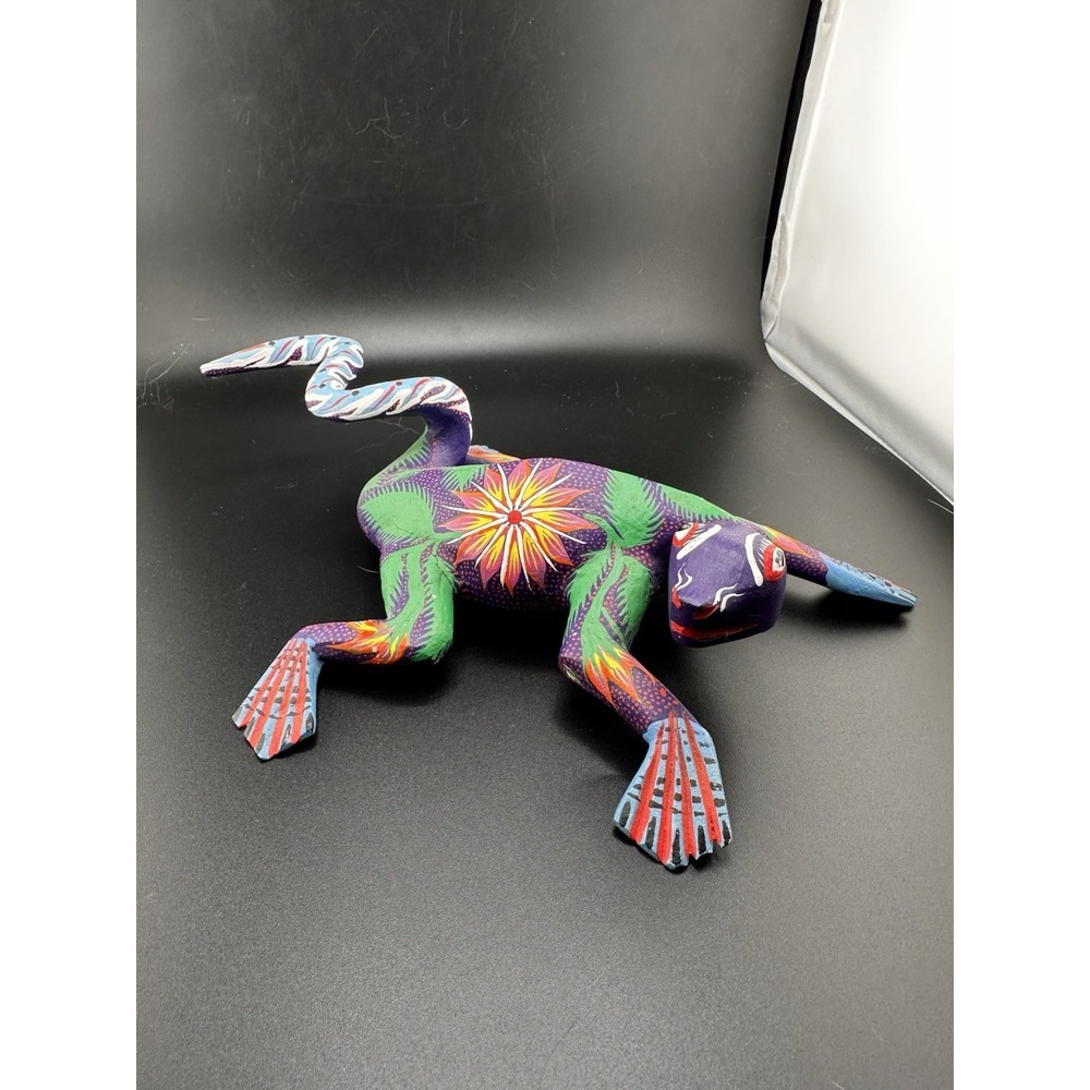 Oaxacan Wood Alebrije Hand painted Carved Lizard 9" Mexican Folk Art READ